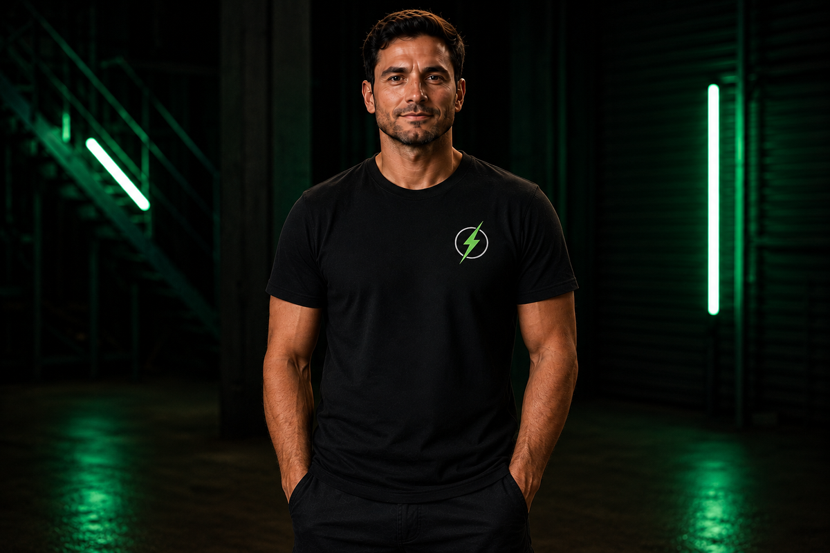 Camiseta laboral personalizada con el logo de empresa
