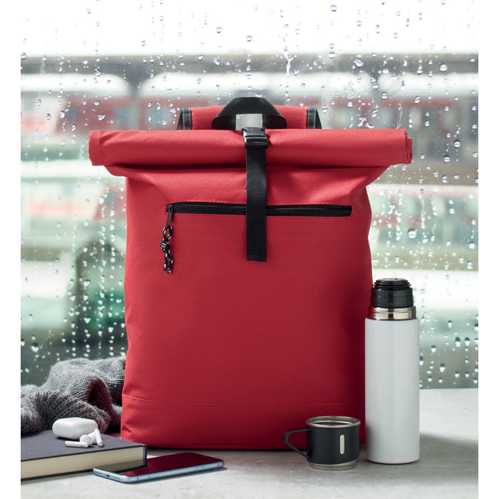 Mochila roll top para portátil, foto de ambiente