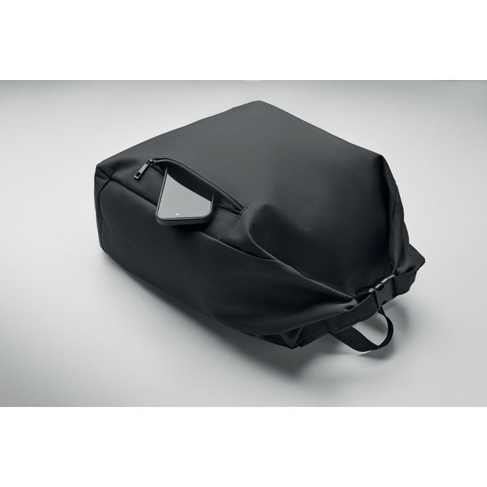 Mochila roll top RPET, abierta